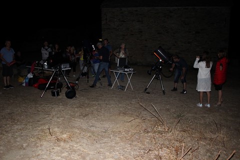 Préparation de la "Nuit des étoiles" Village de SORIO